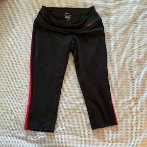 Nike cropped leggings